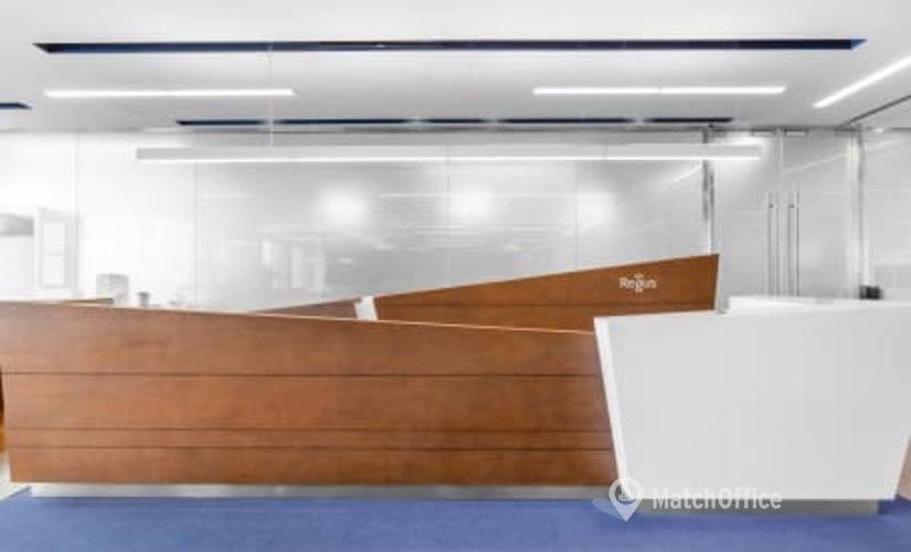 250 m² Business park in Shenzhen,  Ping An Finance Centre 5033 (518033) - 1 | MatchOffice.com