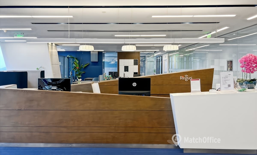 10 m² Shared workspace  in Shenzhen, 5033 Yi Tian Road (518033) - 1 | MatchOffice
