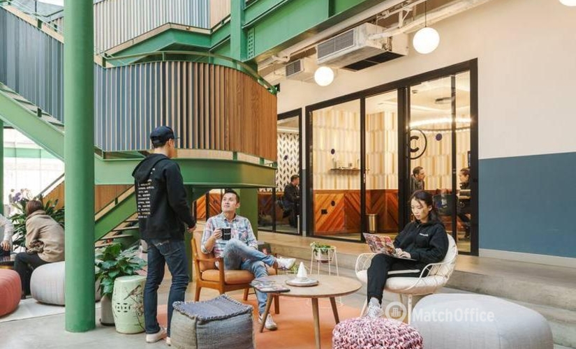 2127 m² Business park property available to rent in Shanghai, Jing'An, 696 Weihai Road (200041) - 1 | MatchOffice