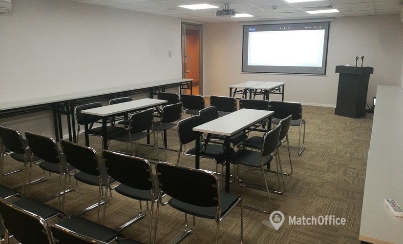 Business center New Mandarin Plaza, Science Museum Road 14 Kowloon