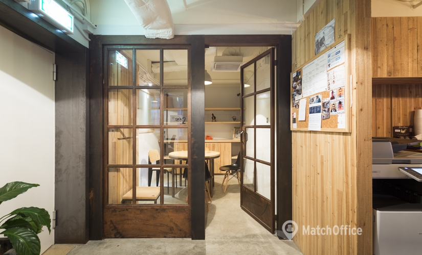 Meeting room 21st Floor, The Phoenix Building, No.23 Luard Road  Wan Chai
