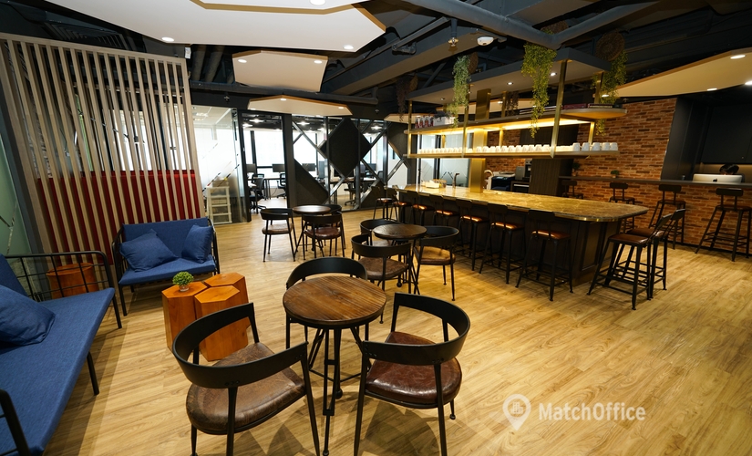 Business center Level 15 & 19, West Exchange Tower  Sheung Wan