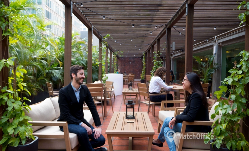 110 m² Business space in Central, Hong Kong, 14 Floor (%[postal_code]) - 1 | MatchOffice