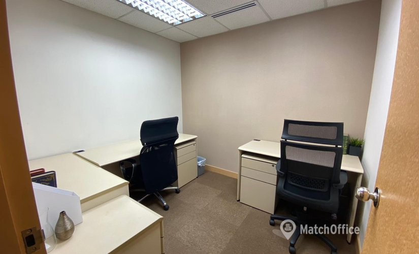 Business center 89 Queensway, Tower Two, Lippo Centre  Admirality