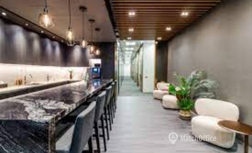 Business center Unit 7059 Queens Road   Central, Hong Kong