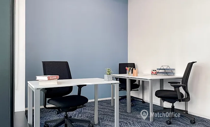 Business center 728 King's Rd Tsat Tsz Mu  Quarry Bay