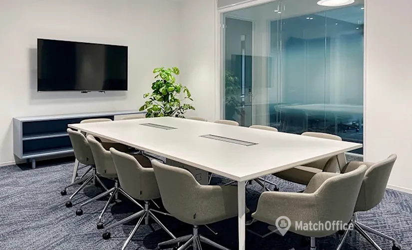 Business center 728 King's Rd Tsat Tsz Mu  Quarry Bay