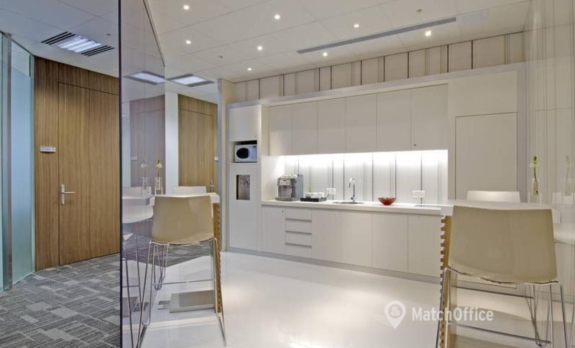50 m² Business space in Quarry Bay, Level 8 Cambridge House (%[postal_code]) - 3 | MatchOffice