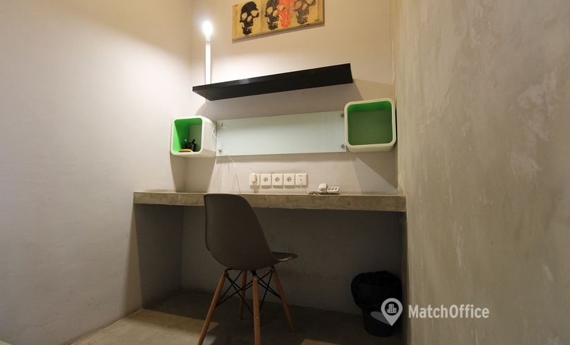 72 m² Serviced office property available to rent in Bali, Istana Kuta Galeria Blok BW No. 3A (80361) - 1 | MatchOffice