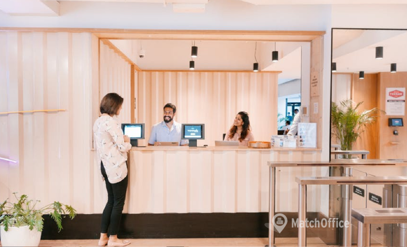 100 m² Business center in Gurgaon, Mahatma Gandhi Road (122001) - 1 | MatchOffice.com