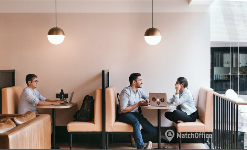 100 m² Business center in Gurgaon, Mahatma Gandhi Road (122001) - 3 | MatchOffice.com