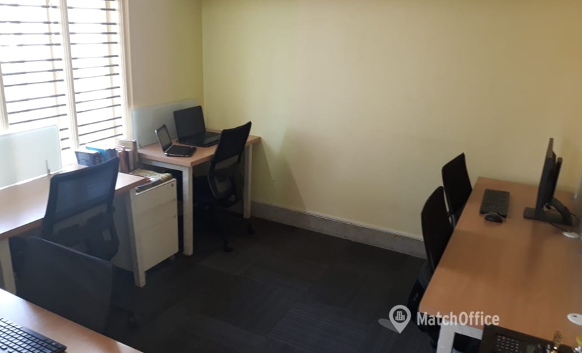 Rent flexible a 800 m² Coworking space in Bangalore Central, No.362 1st F Main 2 nd Floor (560095) - 1 | MatchOffice.com