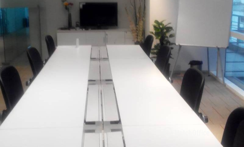 Book a 30 m² Conference hall in Mumbai Central, bulls Finance Centre (400013) - 7 | MatchOffice