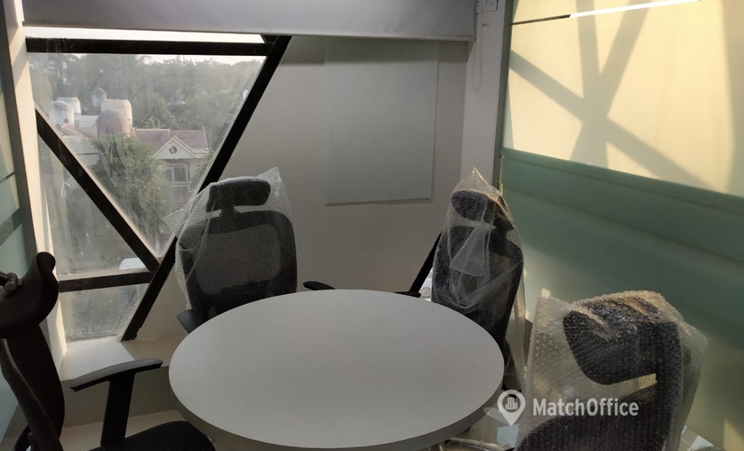 Book a 30 m² Conference space in Vadodara, 304-305 (390007) - 9 | MatchOffice