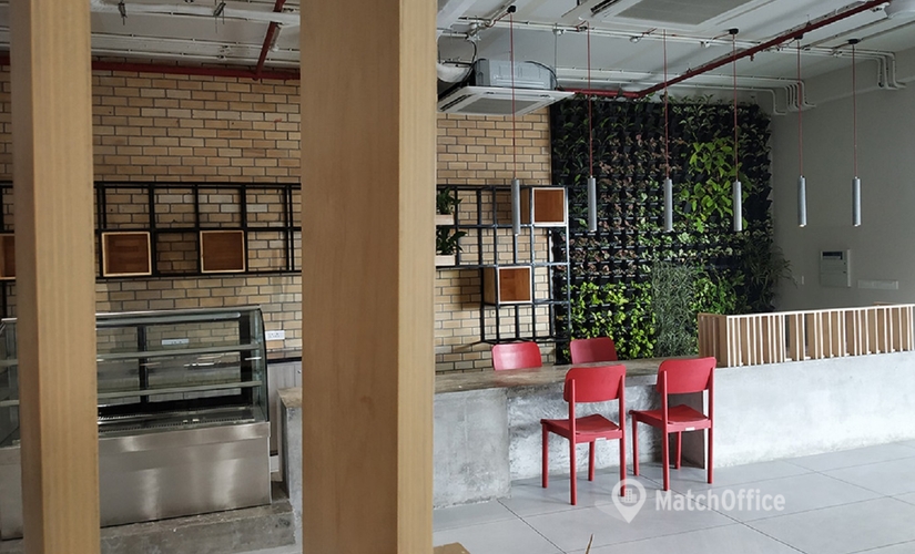 1000 m² Business center in Mumbai Central, Mumbai Trade Centre (400051) - 1 | MatchOffice