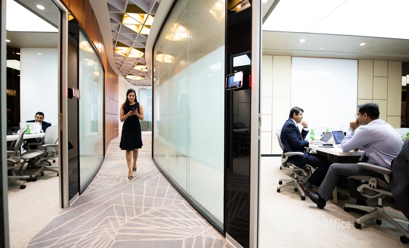 Rent a 30 m² Conference space in Bangalore Central, Level 11 (560001) - 2 | MatchOffice