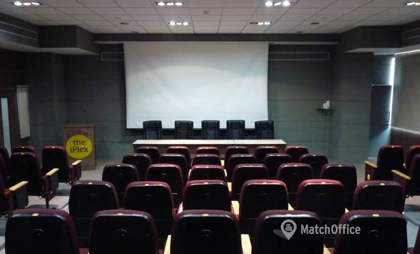 50 m² Business park in Vadodara, 1st Floor (390007) - 1 | MatchOffice.com