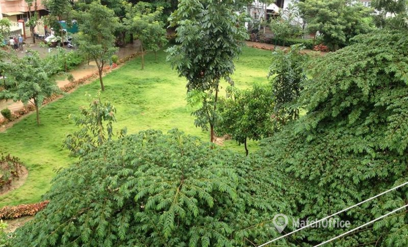 900 m² Co-working in Bangalore Central, 4th Ma Amarjyothi Layout (560071) - 4 | MatchOffice.com