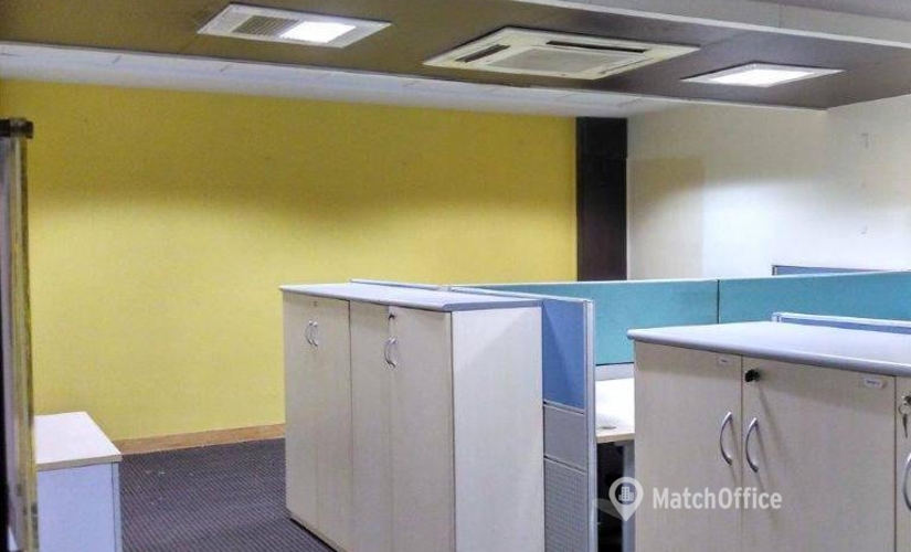 8000 m² Co-working  in Mumbai Central, LBS Road (400086) - 1 | MatchOffice.com