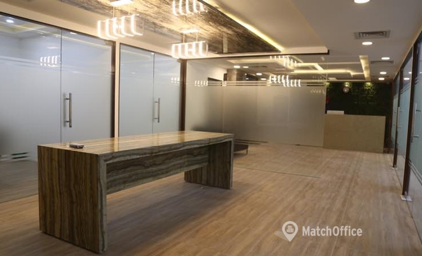 Explore comfortable a 250 m² Coworking space  in Chandigarh, SCO No 156-157 (160009) - 3 | MatchOffice.com