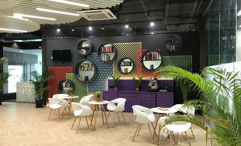 Explore comfortable a 1000 m² Co-working  in Thane, 9th floor (400604) - 2 | MatchOffice