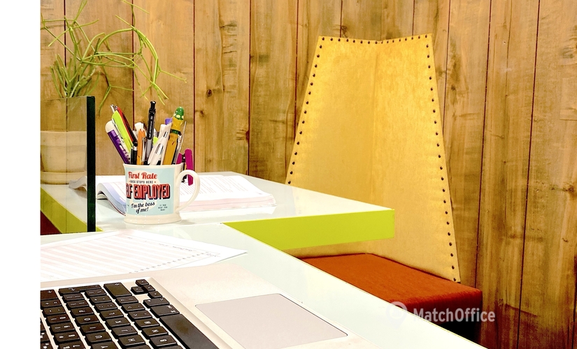 Choose a 10 m² Conference center in Mumbai Central, Ama House (400 005) - 2 | MatchOffice.com