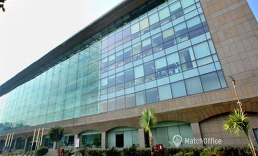200 m² Business center property up for rent in New Delhi, Southern Park D 2 (110017) - 0 | MatchOffice