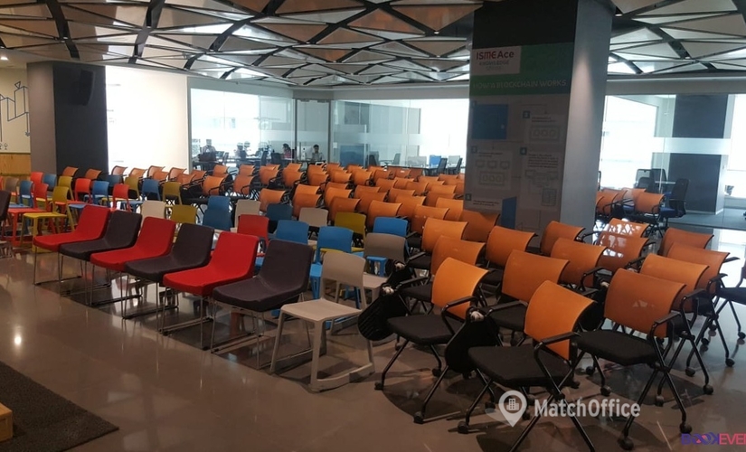 799975 m² Shared office  in Mumbai Central, India Bulls Centre (400013) - 3 | MatchOffice