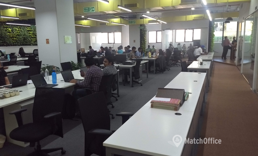 900 m² Serviced office building available to rent in Bangalore Central, 27th Cross Rd (560070) - 2 | MatchOffice.com