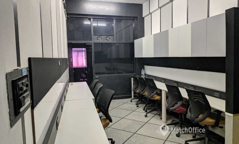 2700 m² Business space building up for rent in New Delhi, 303 (110034) - 1 | MatchOffice