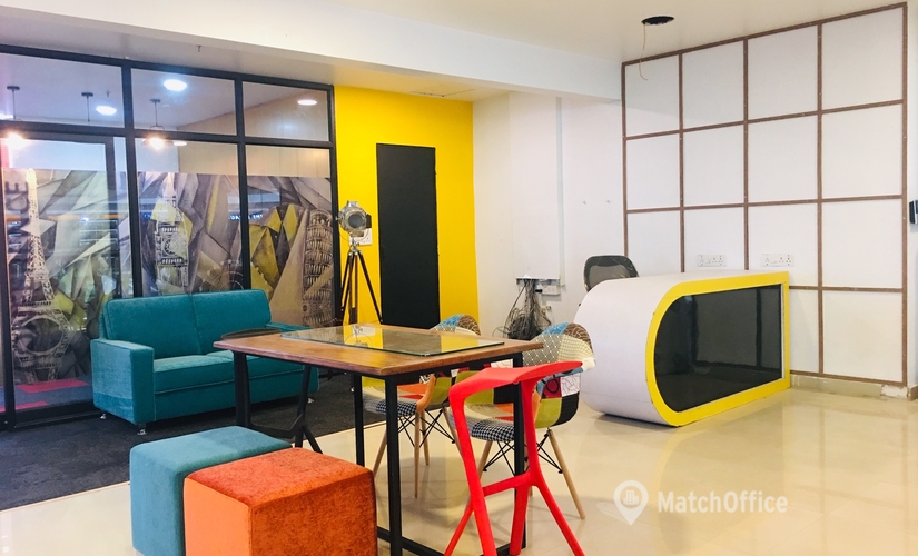 40 m² Shared office  in Bangalore Central, B.M.Habitat Mall 2nd Floor Jayalakshmipuram Mysuru Karnataka (570012) - 1 | MatchOffice