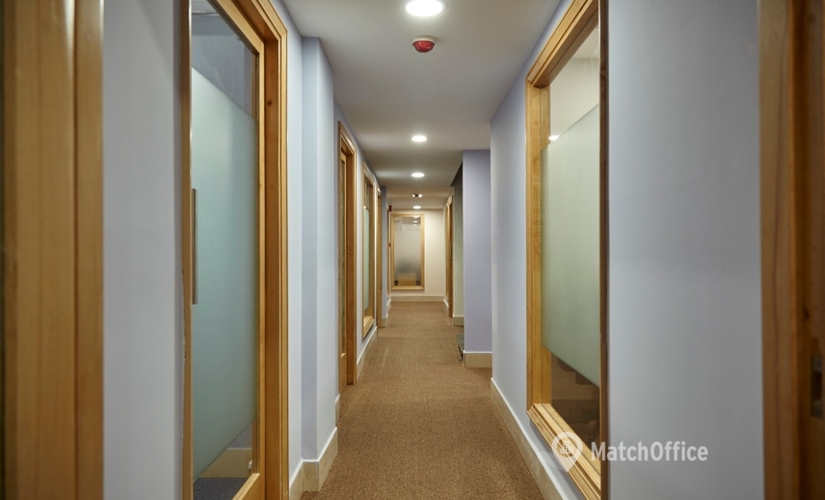 30 m² Convention center in Bangalore Central, The Twin Oaks building (560066) - 1 | MatchOffice.com