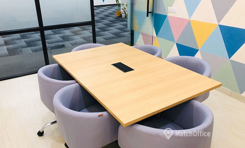 40 m² Shared workspace  in Faridabad, Golf Course Extension Road (122102) - 1 | MatchOffice.com