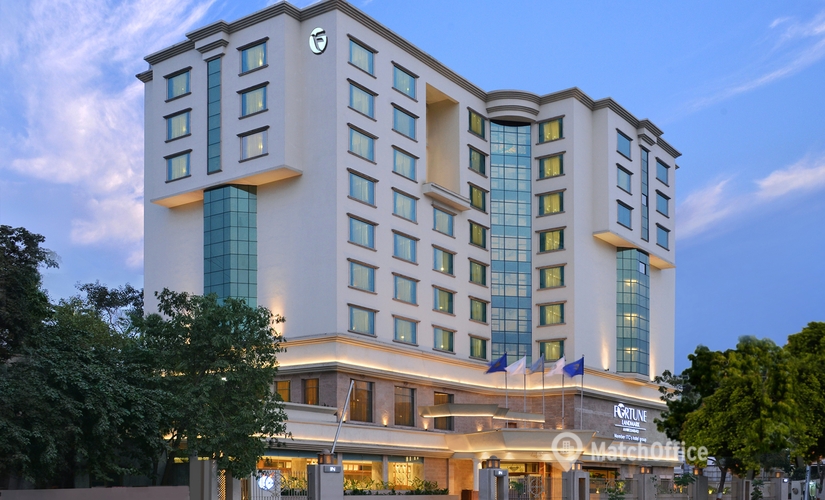 110 m² Business park property for rent in Ahmedabad, Ashram Road (380013) - 0 | MatchOffice