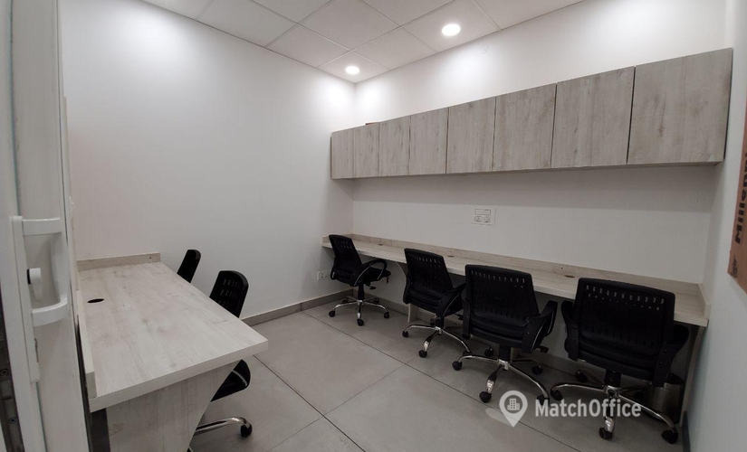 70 m² Business space building for rent in New Delhi, C585 (110024) - 3 | MatchOffice.com