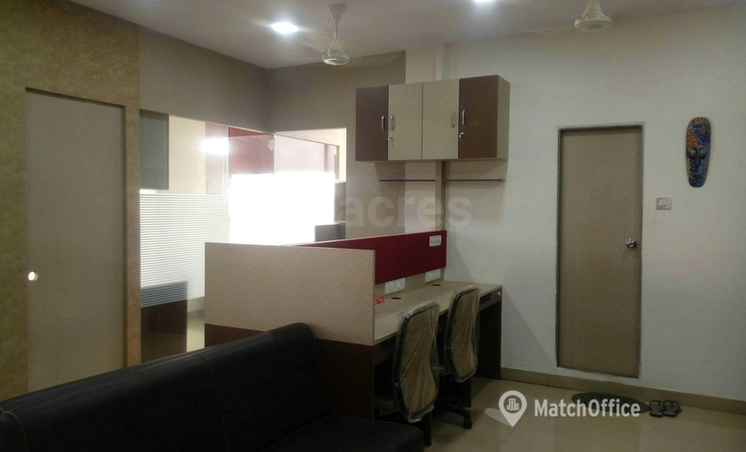 Lease comfortable a 2500 m² Shared office in Mumbai Central, 1001 (400097) - 3 | MatchOffice