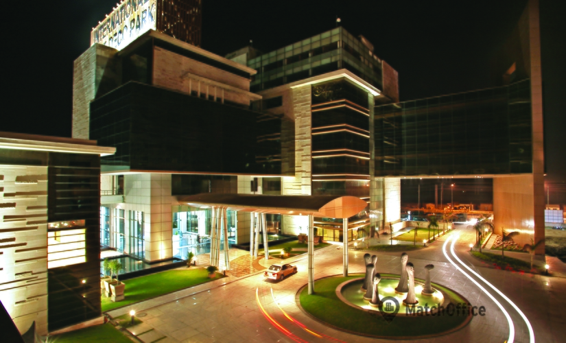 1115 m² Shared office in Noida, Plot no 7 Sector 127 (201301) - 0 | MatchOffice.com