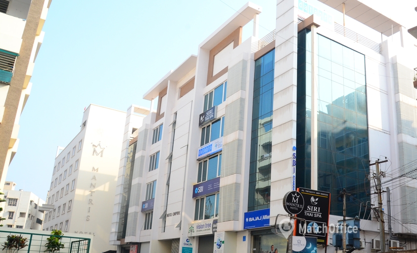 2200 m² Shared workspace  in Hyderabad, VIP Road (530003) - 4 | MatchOffice.com