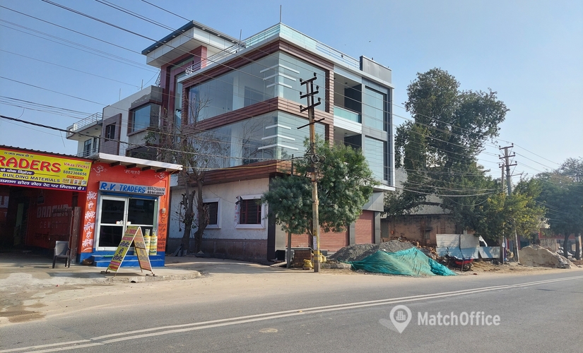 766 m² Serviced office property available to rent in New Delhi, 27 (110043) - 2 | MatchOffice