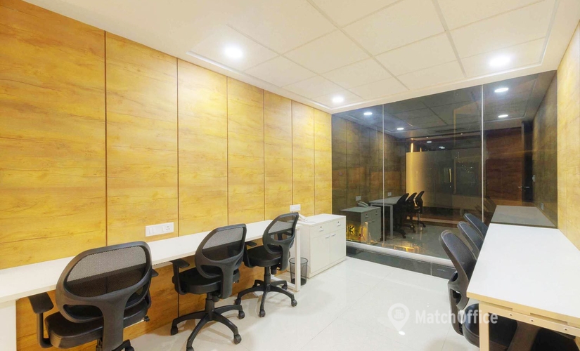 40 m² Shared workspace in Surat, Maharana Pratap Rd (395007) - 4 | MatchOffice.com