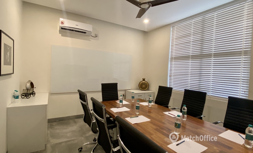 Book a 25 m² Conference hall in Bangalore Central, 2nd A Cross Road E 11 (560045) - 2 | MatchOffice.com