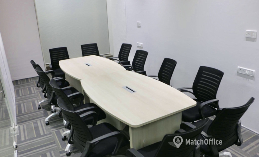 40 m² Shared workspace in Mumbai Central, New Link Road (400068) - 1 | MatchOffice.com