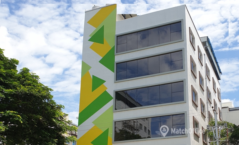 100 m² Business center in Hyderabad, Jubilee Enclave Road (500081) - 0 | MatchOffice.com