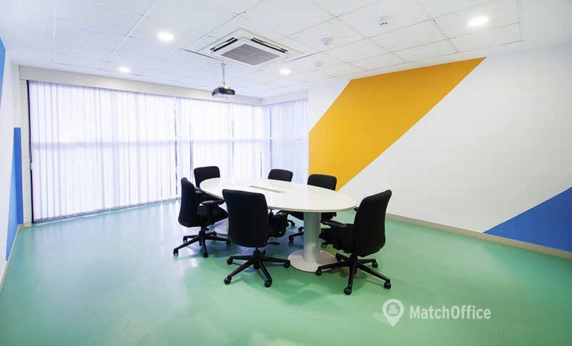 400 m² Business office up for rent in Bangalore Central, 13th Cross Road, 560030 - 1 | MatchOffice.com