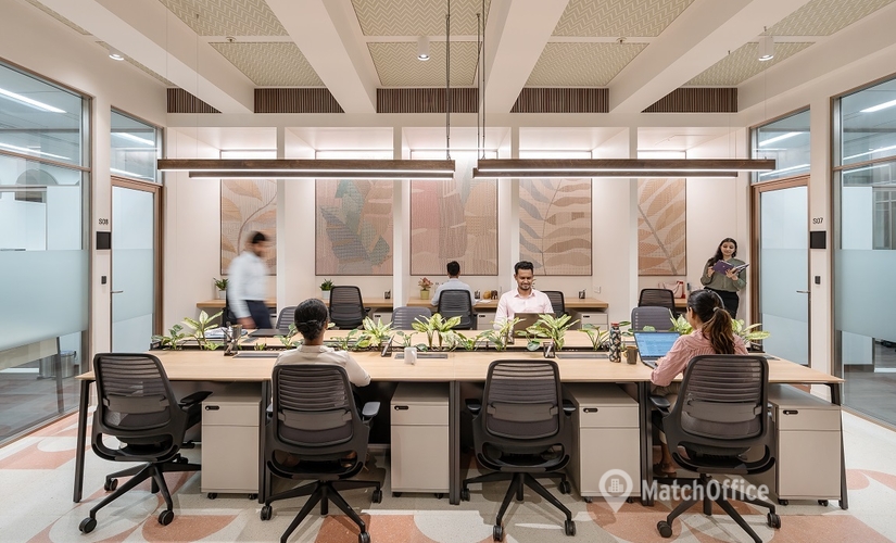 2452 m² Business park in Mumbai Central, Ganapatrao Kadam Marg (400013) - 2 | MatchOffice.com