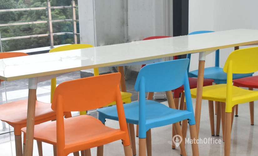 25 m² Shared office in Noida, 2ND FLOOR ASHOK TOWER NEAR MASANI ROAD MATHURA (281003) - 1 | MatchOffice