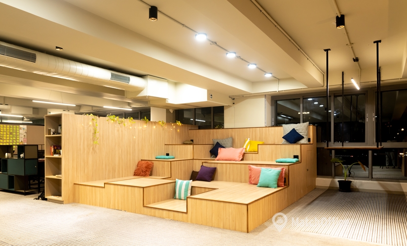 300 m² Shared office  in Surat, A-301 (395007) - 1 | MatchOffice.com