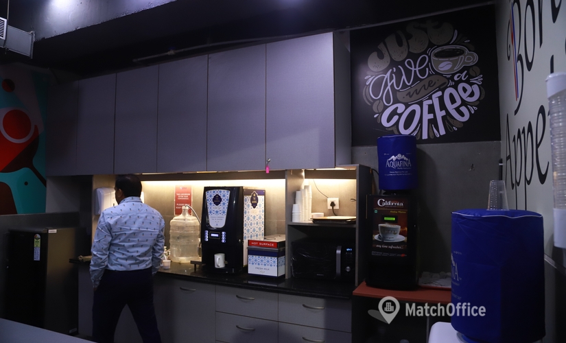 10665 m² Coworking  in New Delhi, Salcon Rasvilas (110017) - 2 | MatchOffice.com