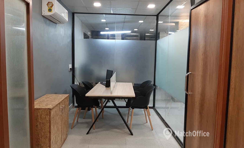 40 m² Coworking space  in New Delhi, Panchkuian Marg 55 (110055) - 2 | MatchOffice.com