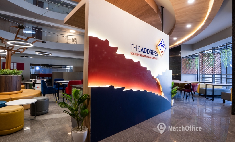 6000 m² Coworking space  in Ahmedabad, Shyamal Cross Road Near (380015) - 1 | MatchOffice